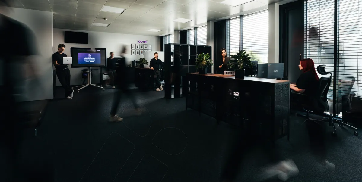 Das ioumi-Team im Büro